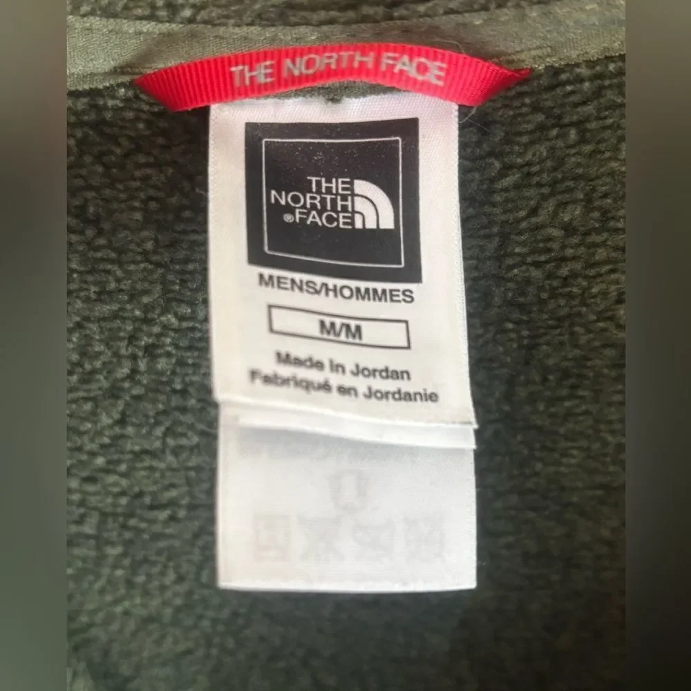 The North face EUC green fleece 1/4 zip up sweatshirt Size medium